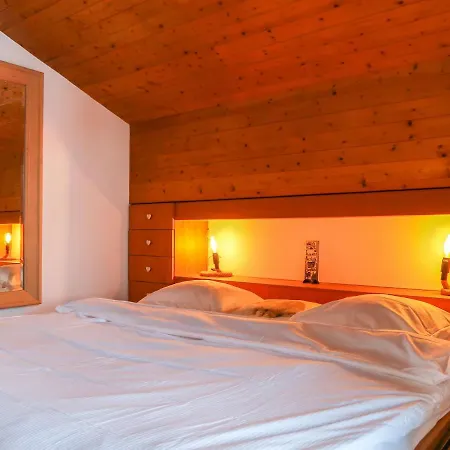 Les Genets 163b By Interhome アパート